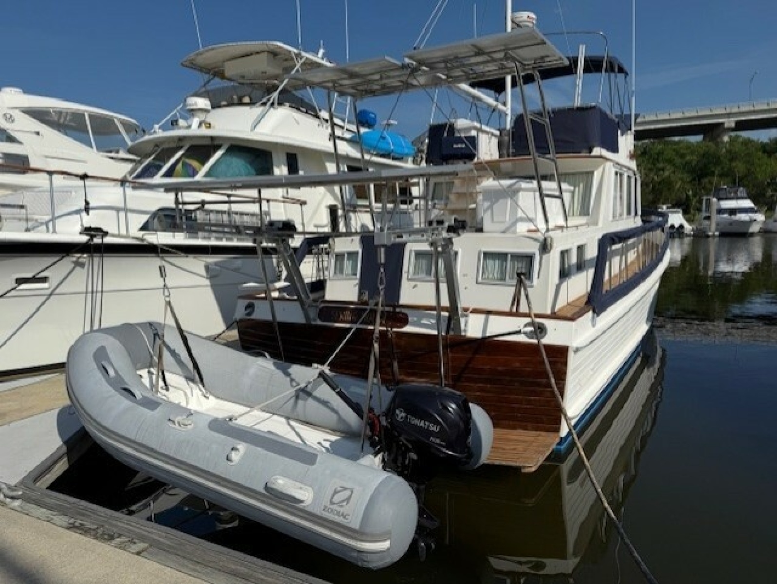 46' 1990 Grand Banks Classic