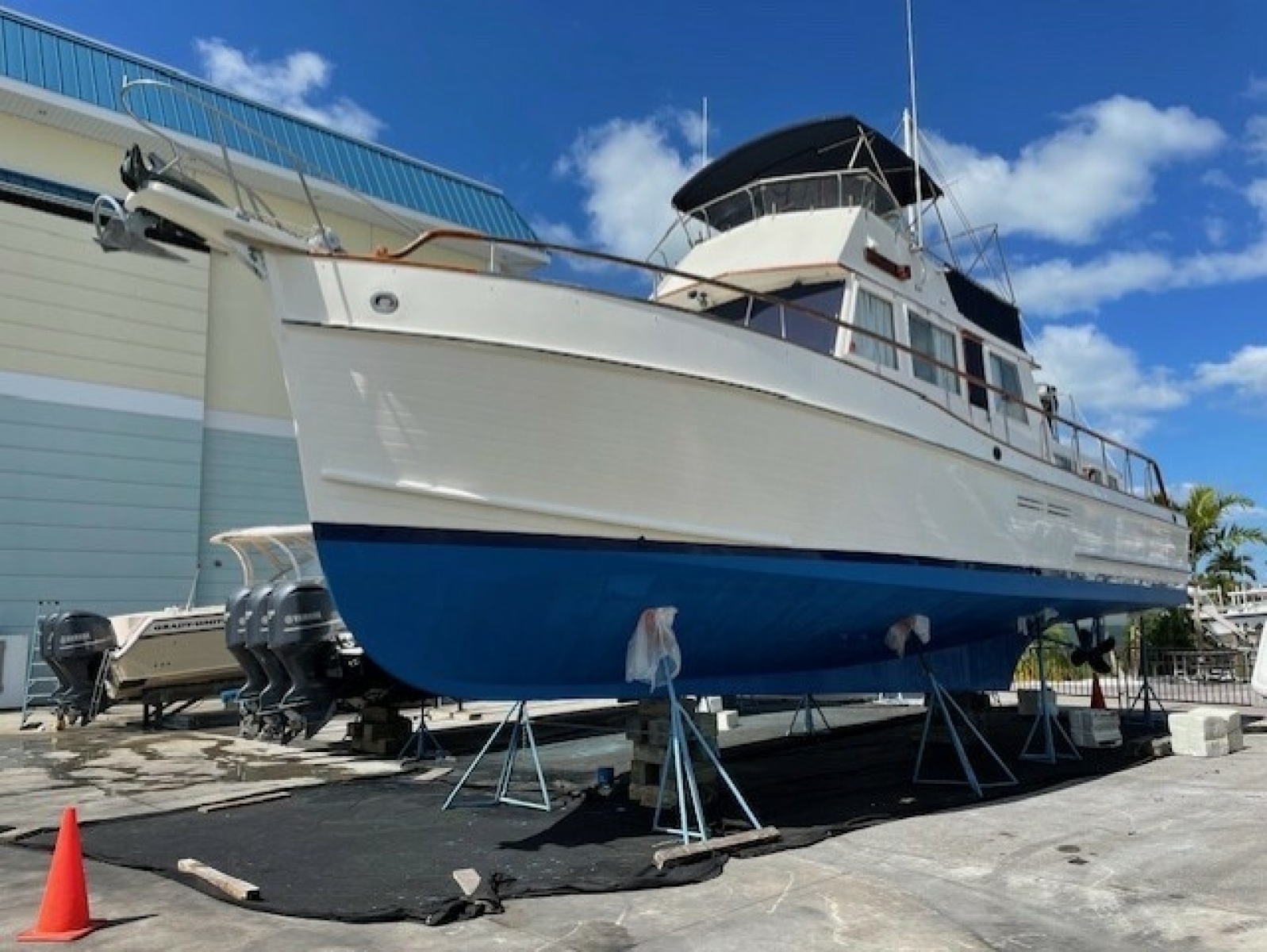 46' 1990 Grand Banks Classic