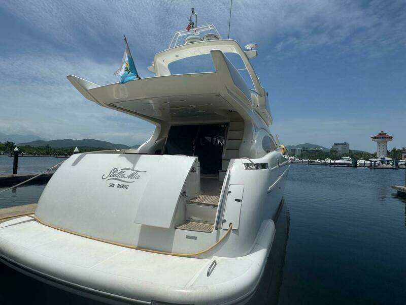 68ft Azimut Yacht For Sale