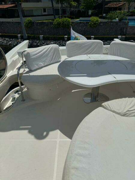 68ft Azimut Yacht For Sale