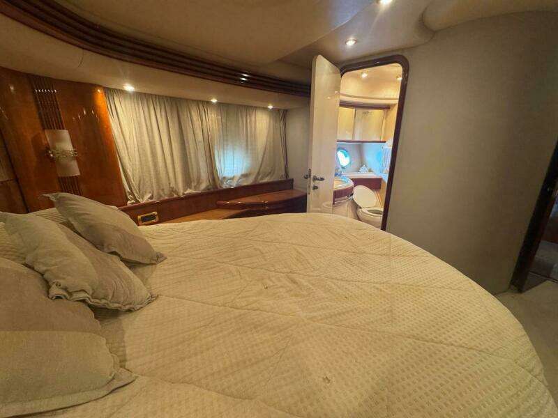 68ft Azimut Yacht For Sale