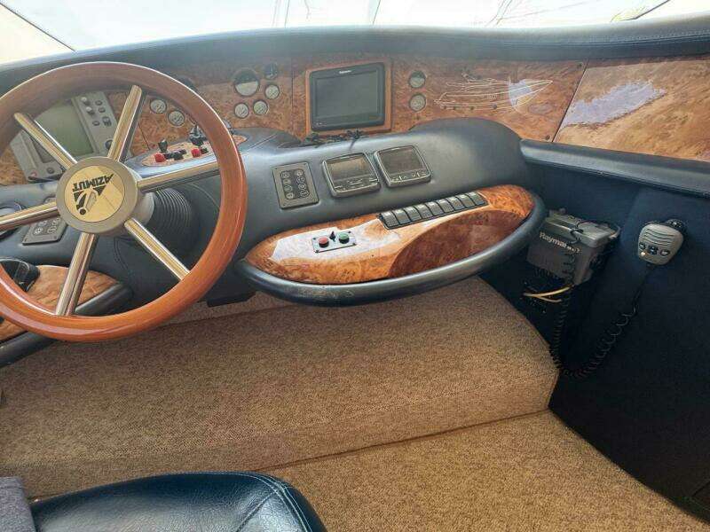 68ft Azimut Yacht For Sale