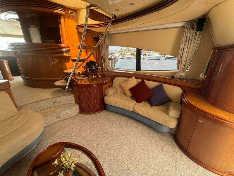 68ft Azimut Yacht For Sale