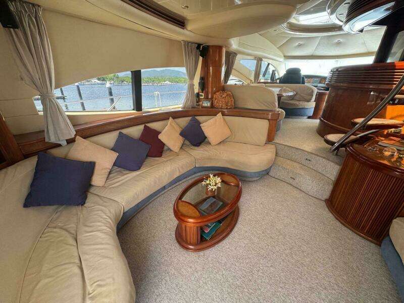 68ft Azimut Yacht For Sale