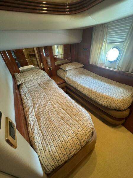 68ft Azimut Yacht For Sale