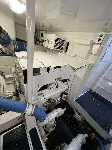 Hooked Up 50ft Viking Yacht For Sale