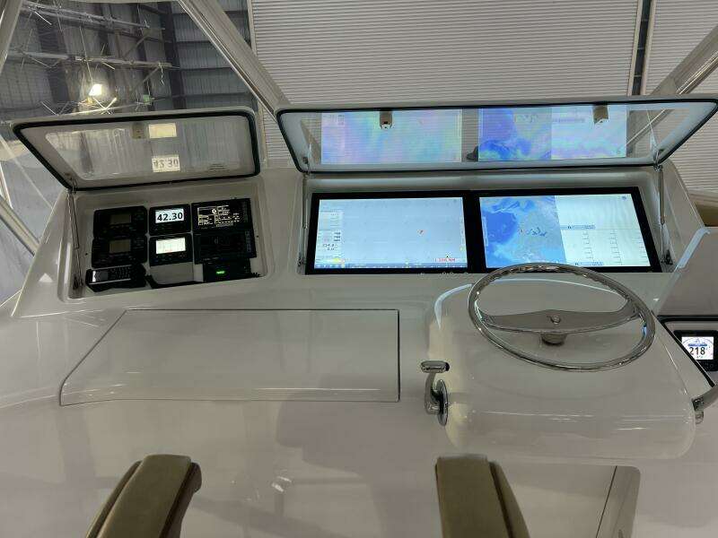 Hooked Up 50ft Viking Yacht For Sale