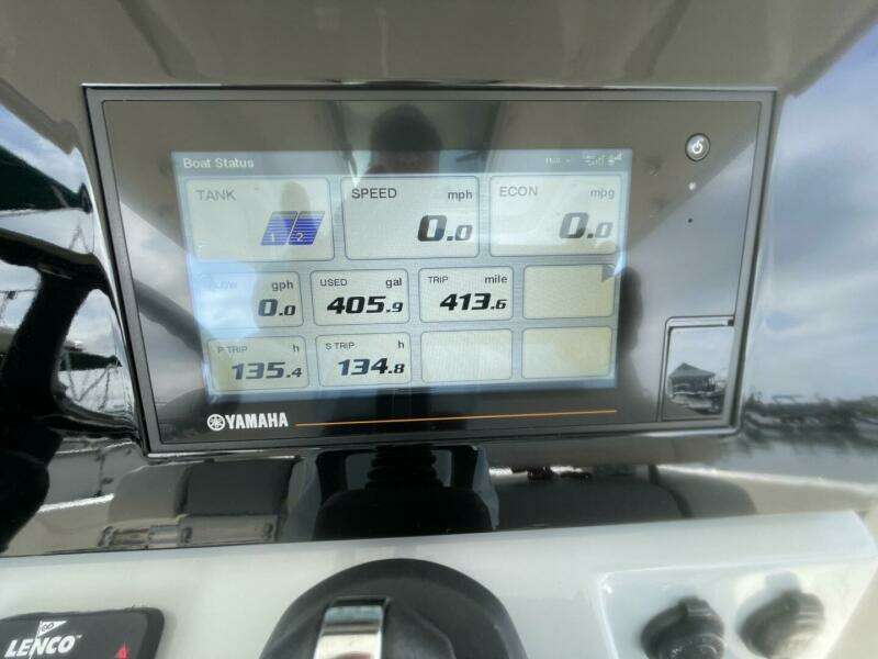 2021 Pursuit S 328 Sport