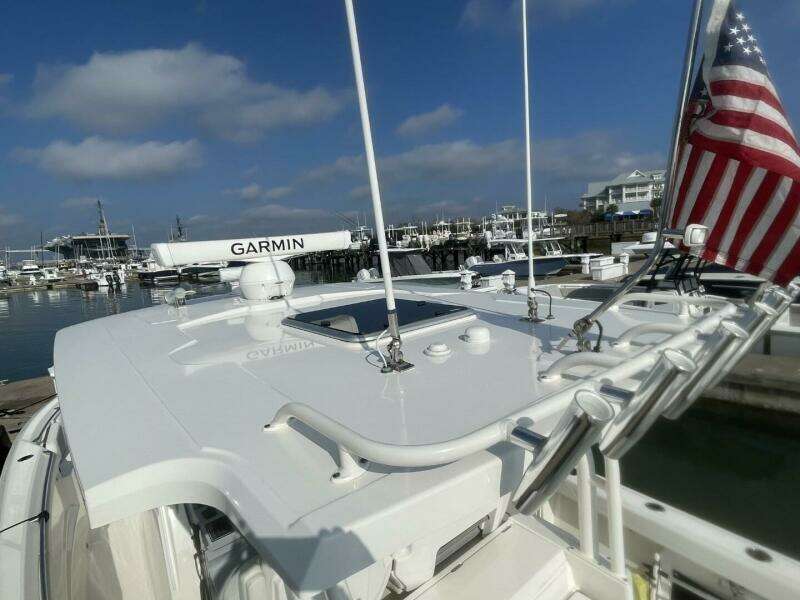 2021 Pursuit S 328 Sport