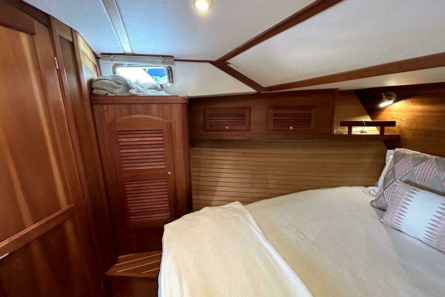 38ft Sabre Yacht For Sale