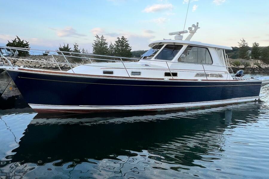 38' 2006 Sabre 38 Hard Top Express