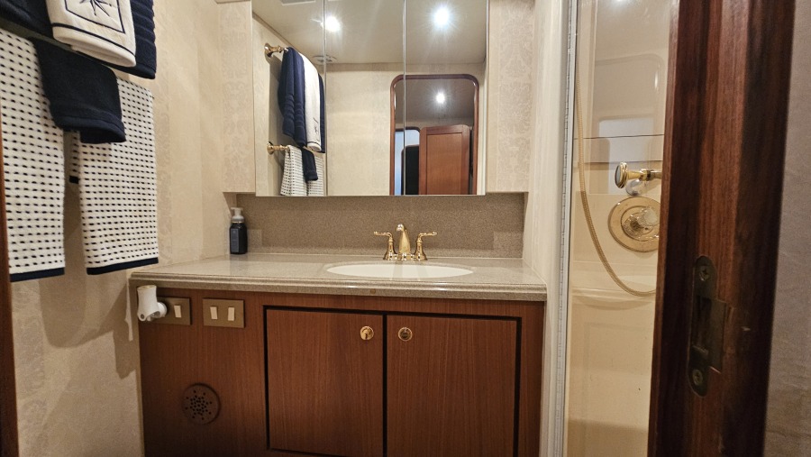 70' 2000 Ocean Yachts 70 SUPER SPORT