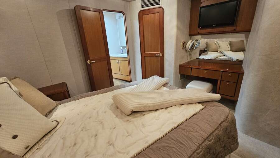 70ft Ocean Yachts Yacht For Sale