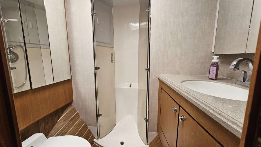 70ft Ocean Yachts Yacht For Sale