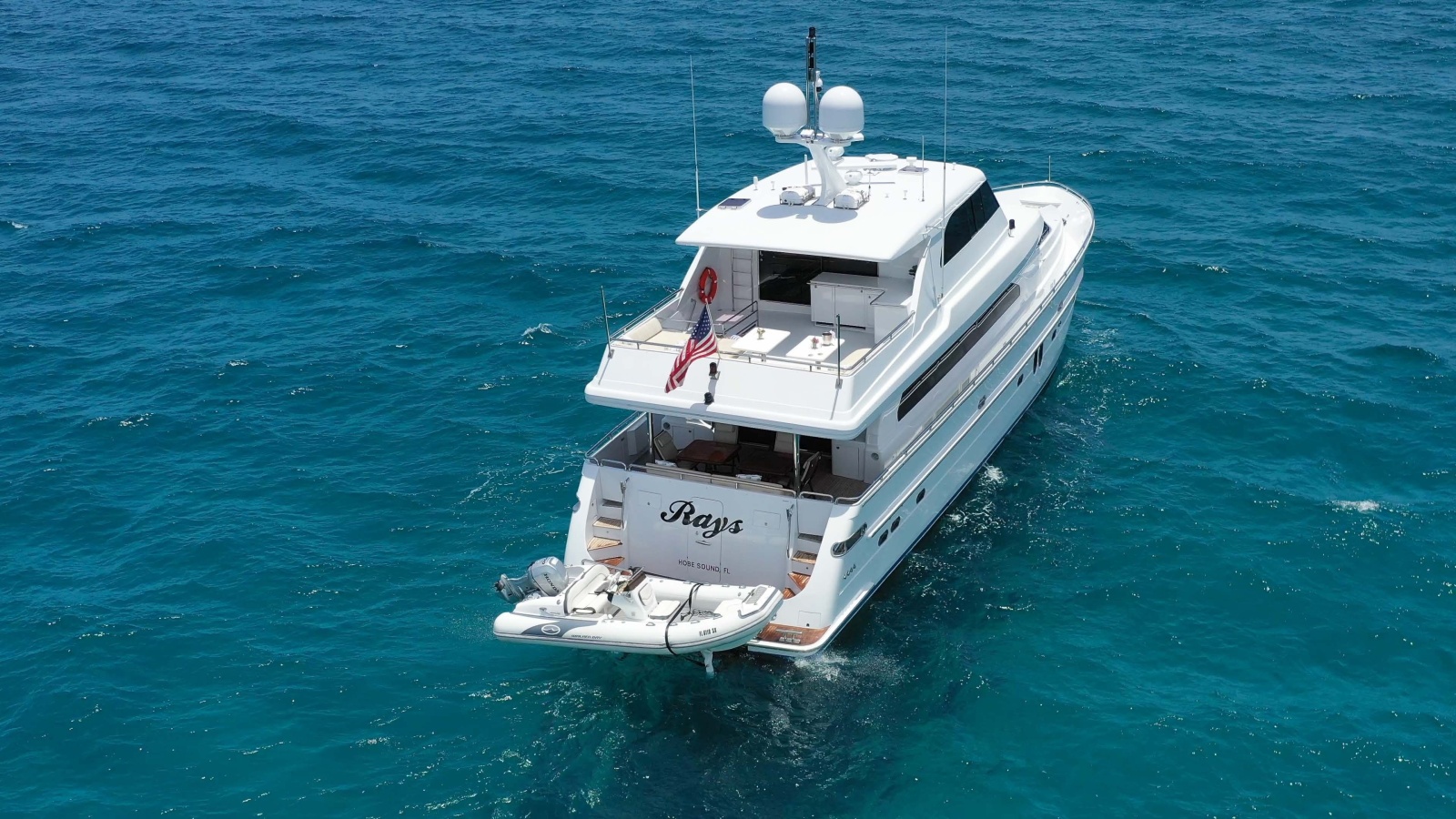 82' 2007 Horizon Elegance 82