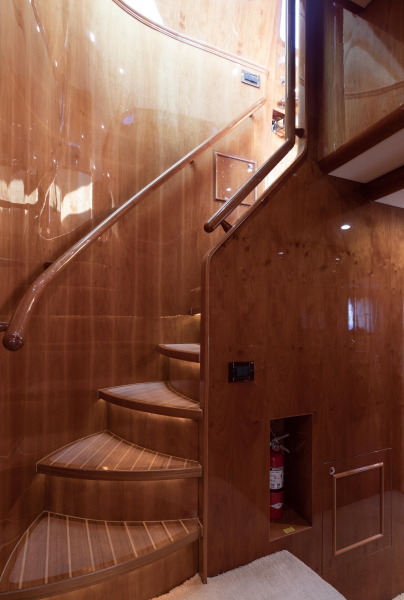 Accomodation Companionway