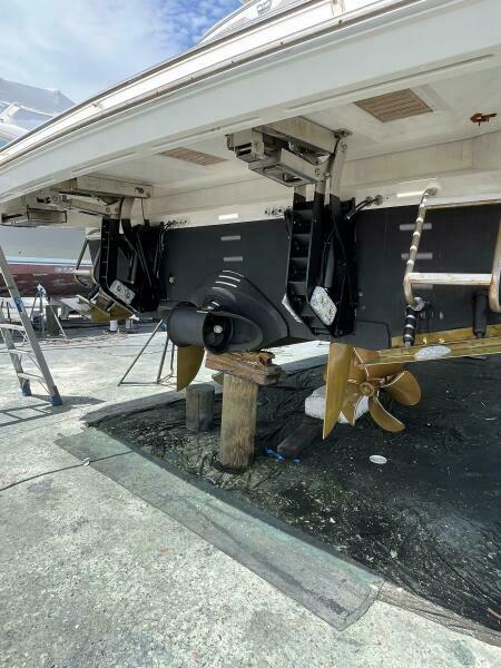 55' 2022 Princess F55