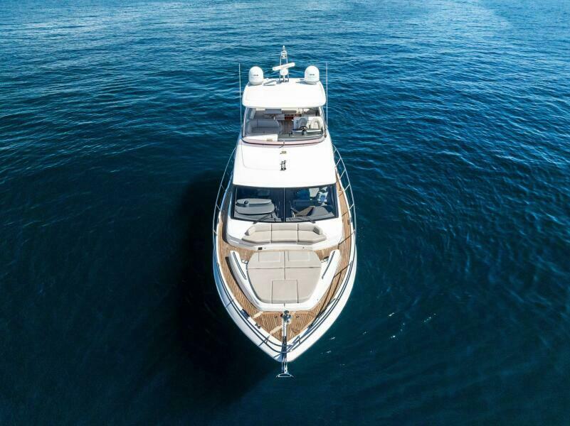 55' 2022 Princess F55