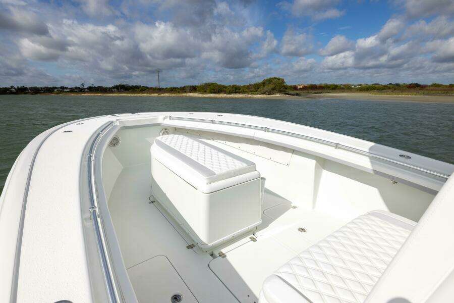 Done Deal 32ft Yellowfin Yacht For Sale