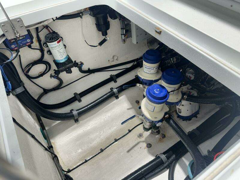 Done Deal 32ft Yellowfin Yacht For Sale