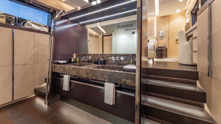 120' 2017 ISA 120 Sport