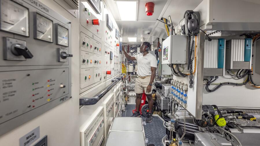 120' 2017 ISA 120 Sport