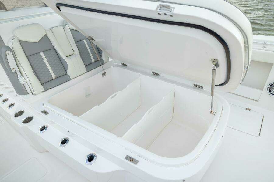 Nordic Blue 35ft Invincible Yacht For Sale