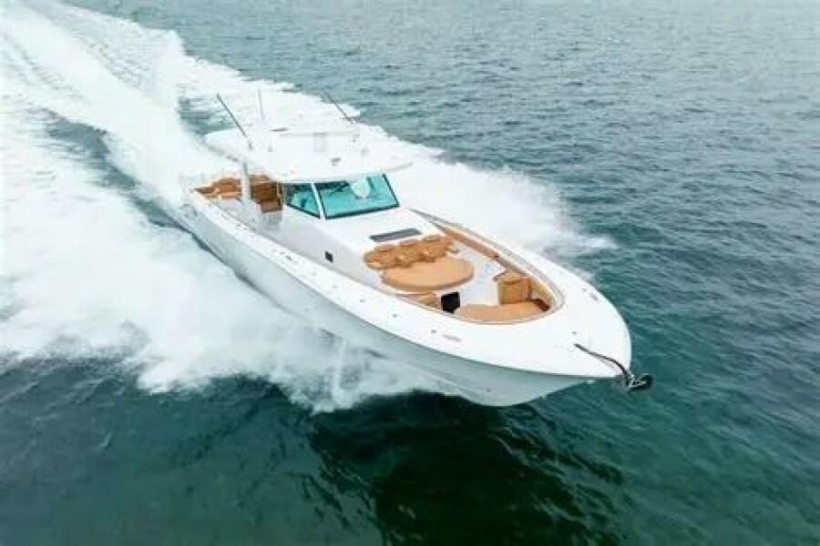 62' 2025 HCB 56 Suenos