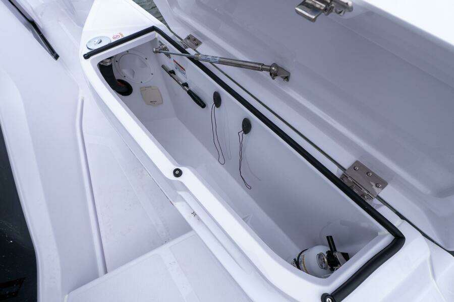 Stock 49 29ft Axopar Yacht For Sale