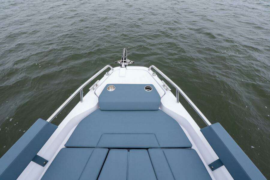 Stock 49 29ft Axopar Yacht For Sale