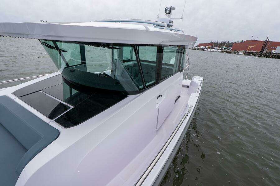 Stock 49 29ft Axopar Yacht For Sale