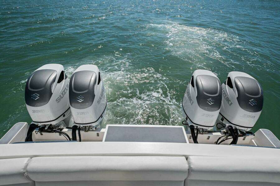 2018 Outboard Express Catamaran 47