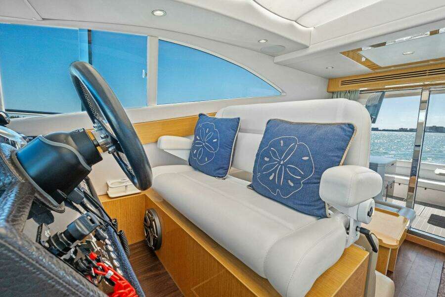 2018 Outboard Express Catamaran 47 "Venture" - Helm