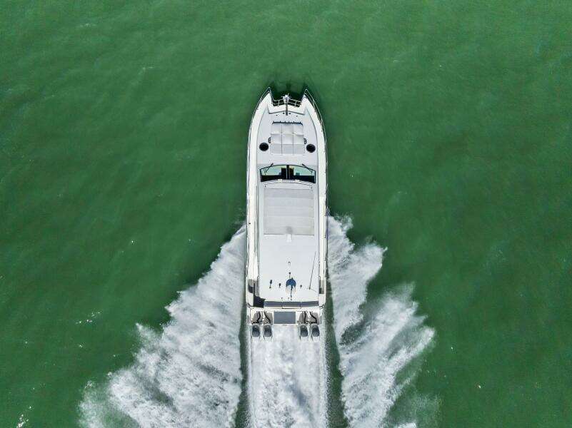 2018 Outboard Express Catamaran 47