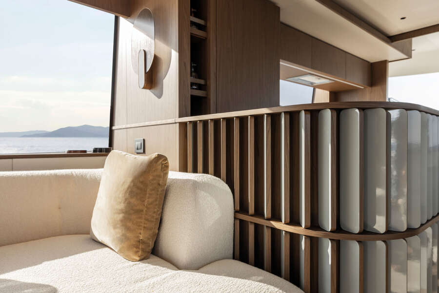 72ft Azimut Yacht For Sale