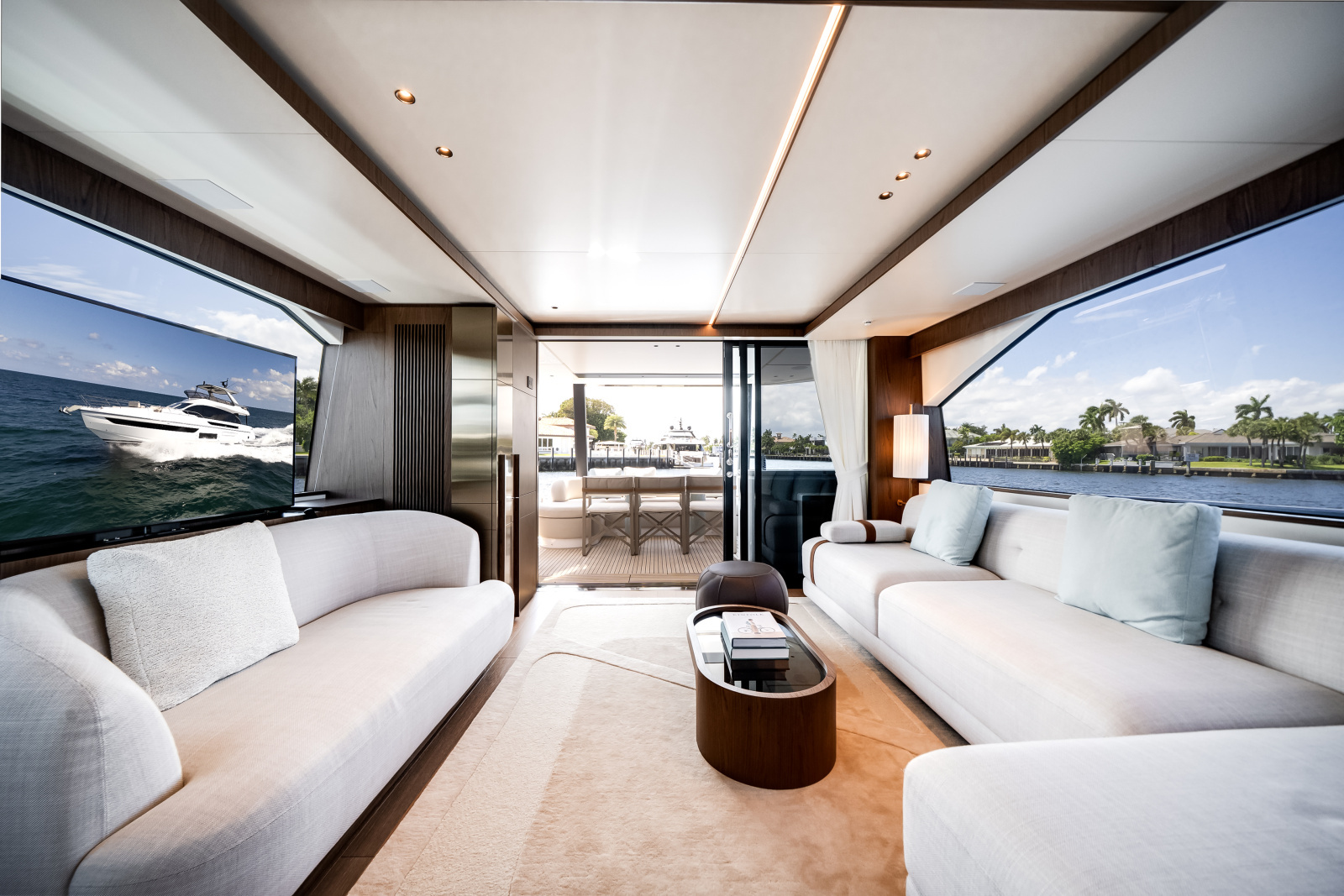 72ft Azimut Yacht For Sale