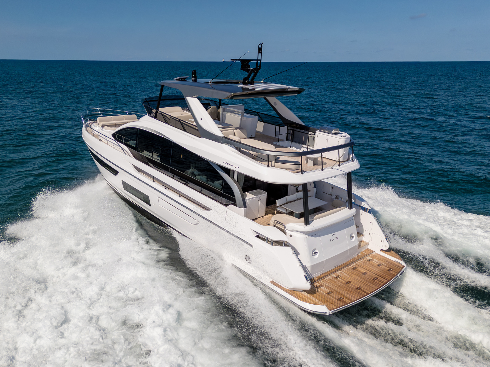 72ft Azimut Yacht For Sale