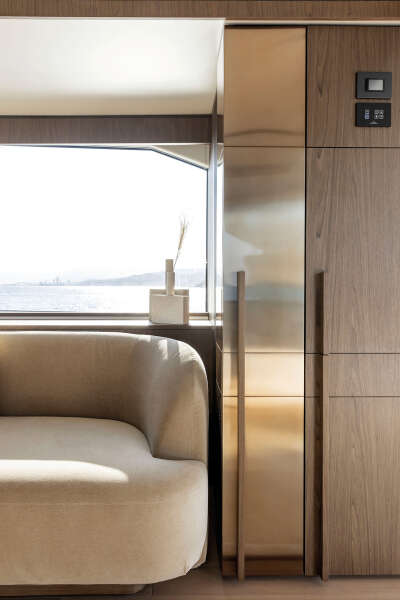 72ft Azimut Yacht For Sale