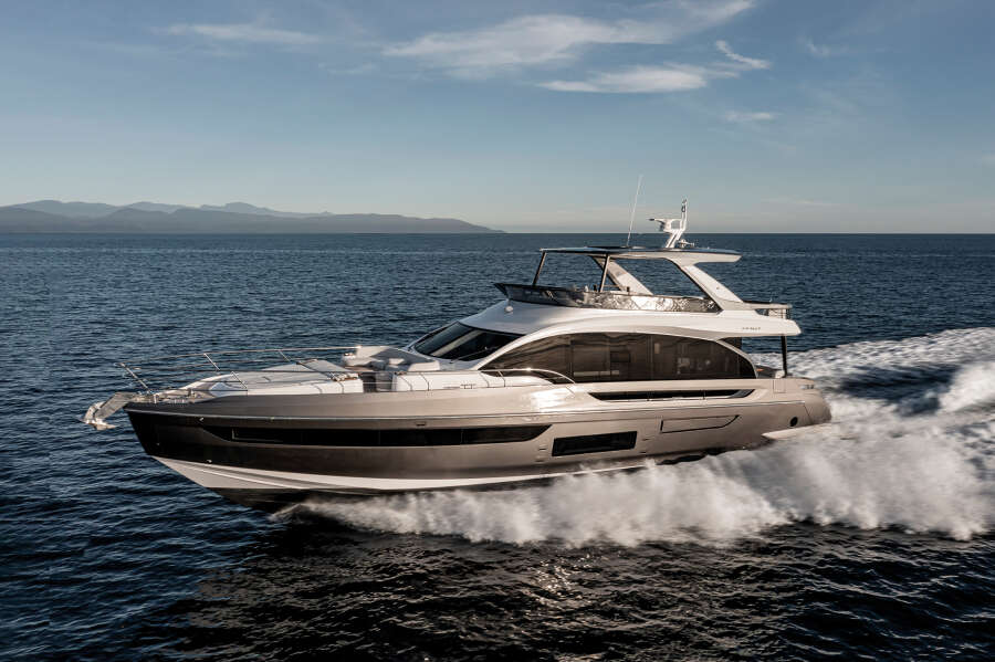 72ft Azimut Yacht For Sale