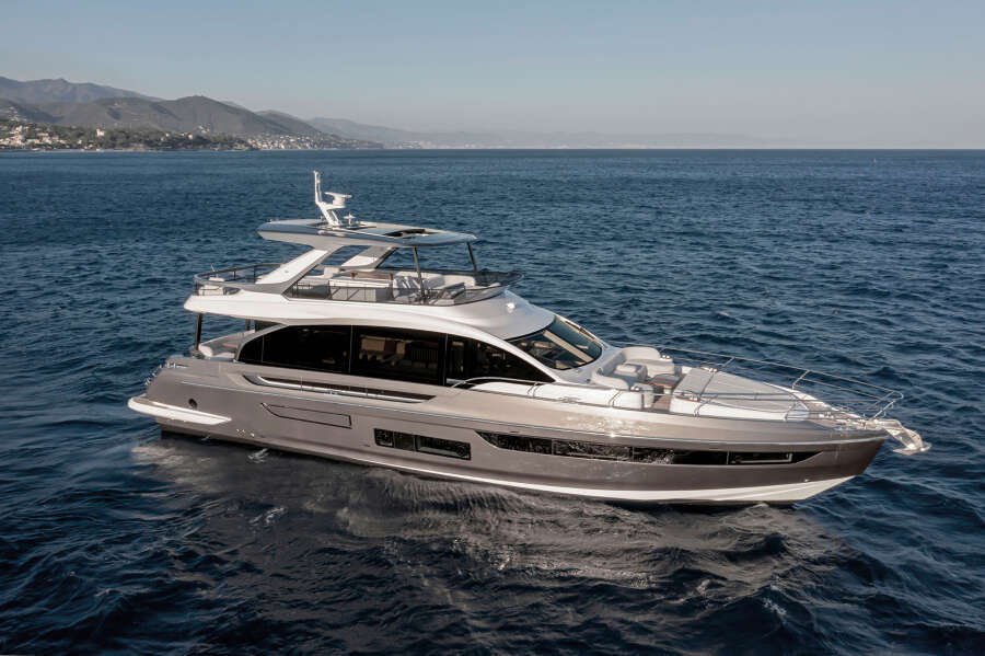 72ft Azimut Yacht For Sale