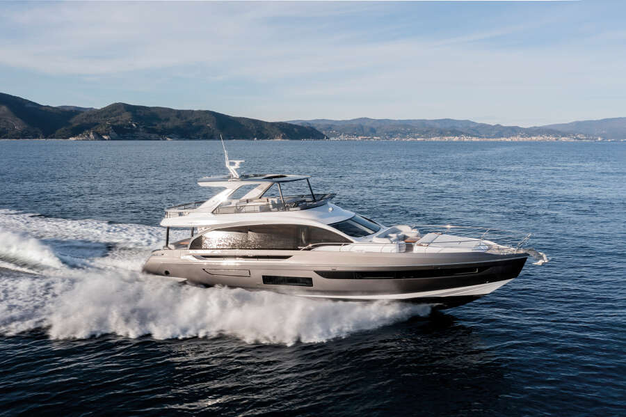 72ft Azimut Yacht For Sale
