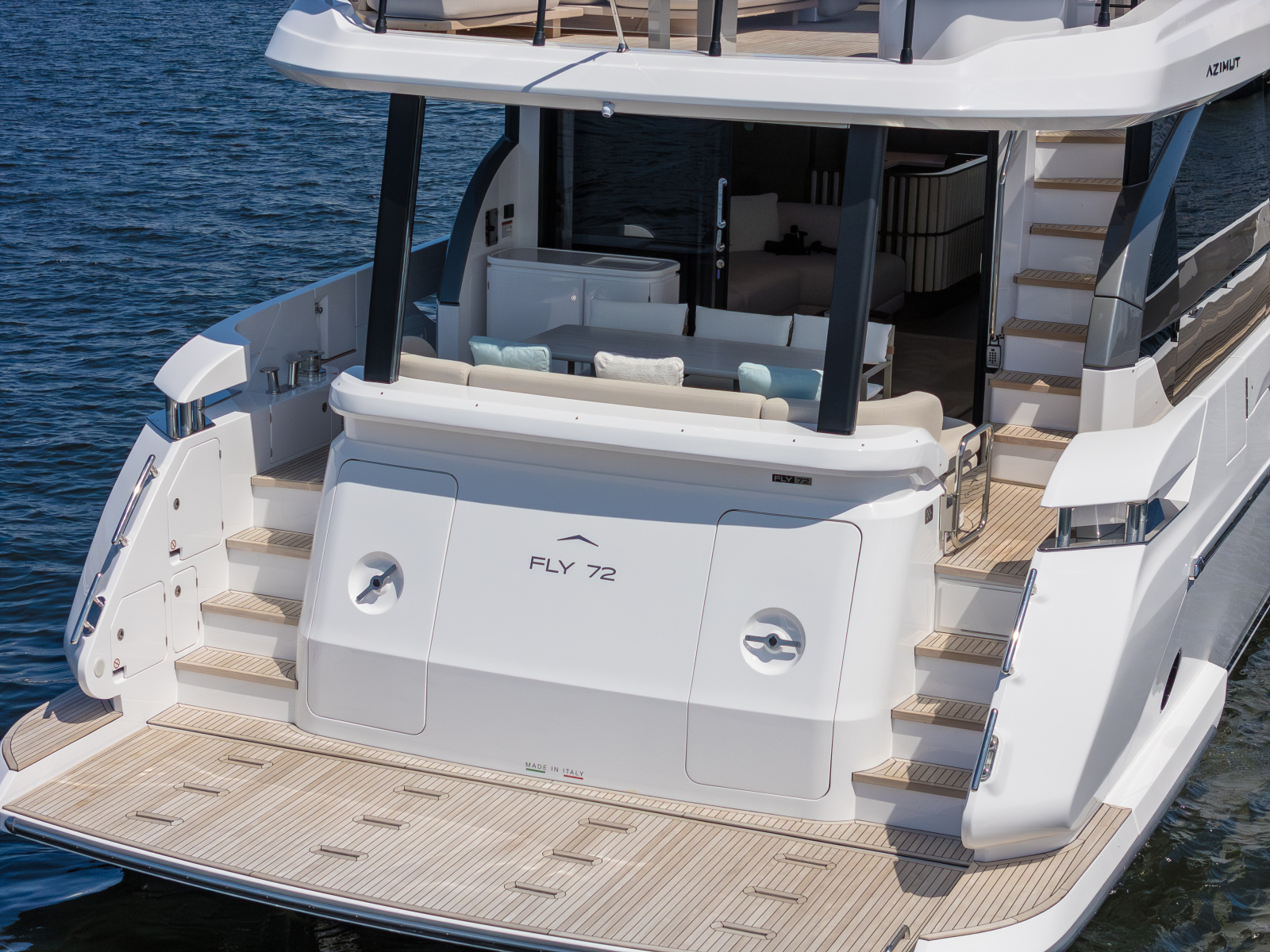 72ft Azimut Yacht For Sale
