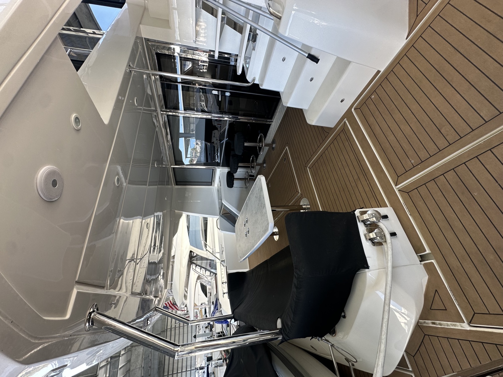 2024 Aquila 54 Yacht