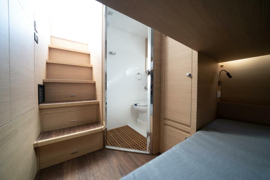 54' 2024 Aquila 54 Yacht