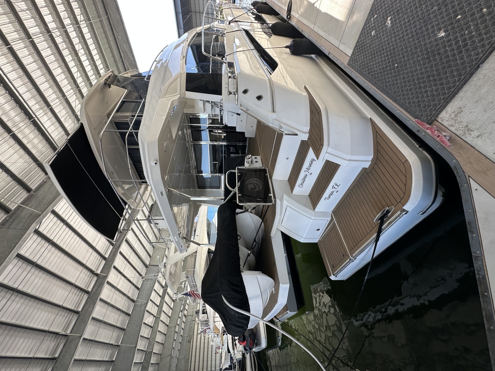 2024 Aquila 54 Yacht