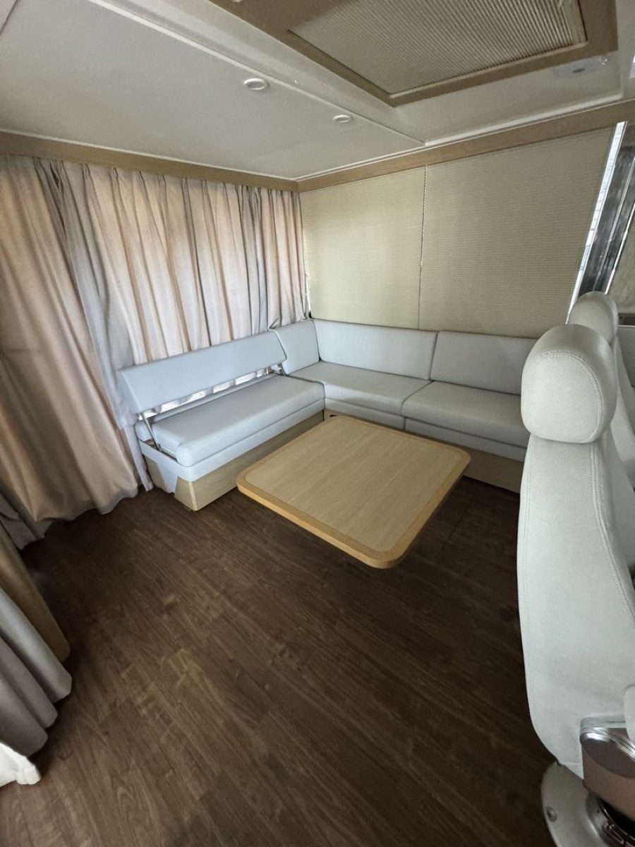 2024 Aquila 54 Yacht