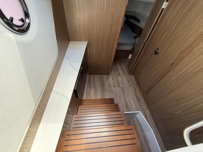 50' 2024 Cruisers Yachts 50 GLS Outboard