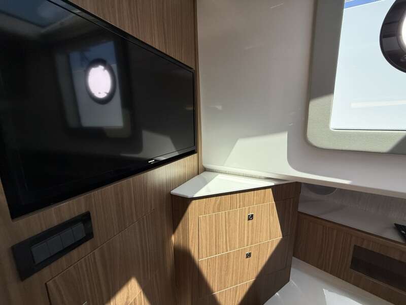 50ft Cruisers Yachts Yacht For Sale