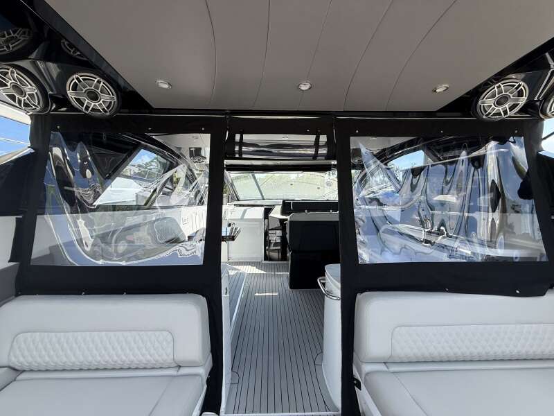 50ft Cruisers Yachts Yacht For Sale