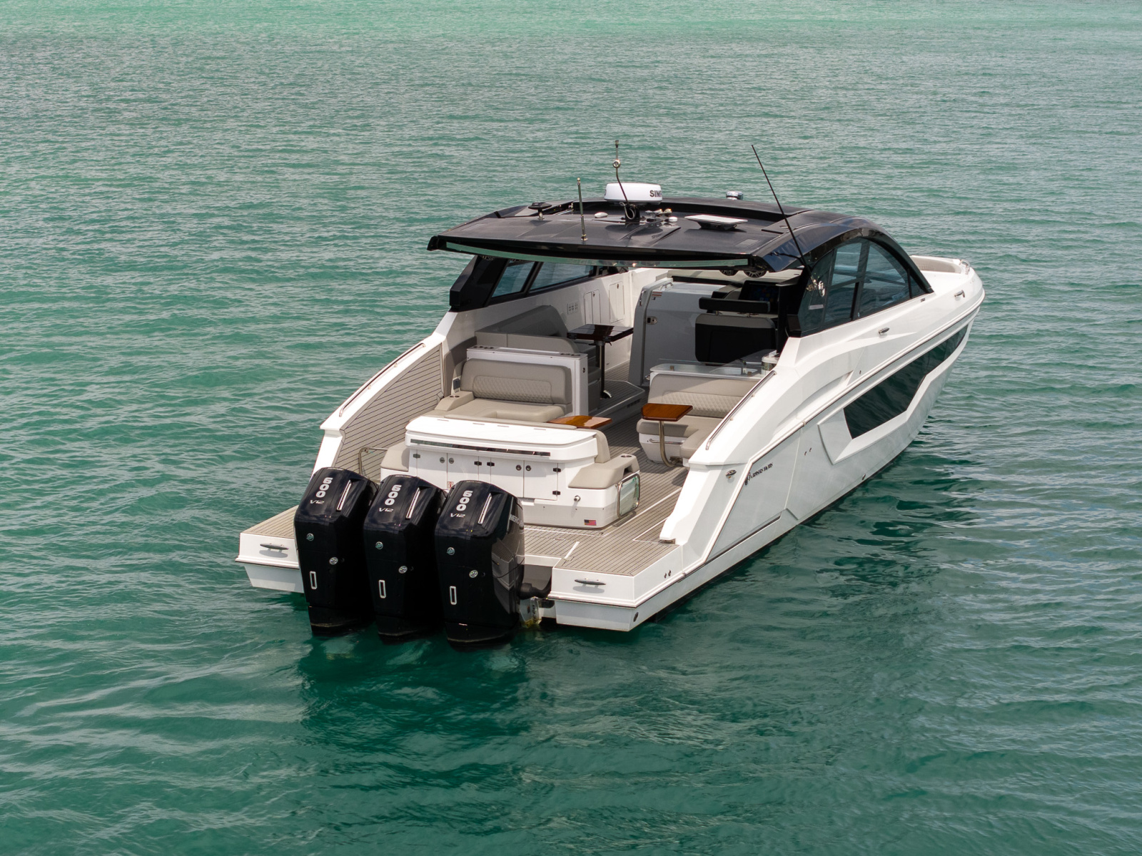 2024 Cruisers Yachts 50 GLS